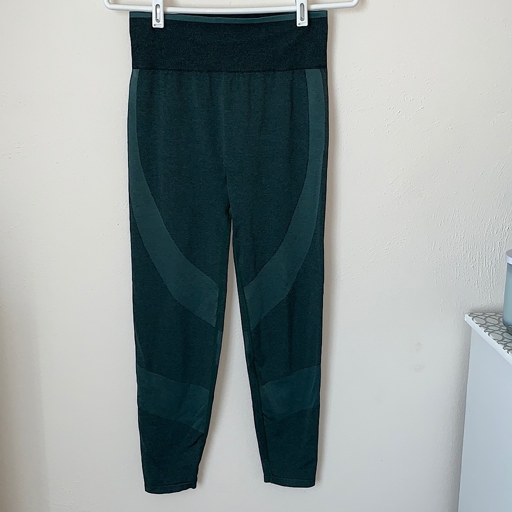PINK Victoria Secret Seamless Green Leggings